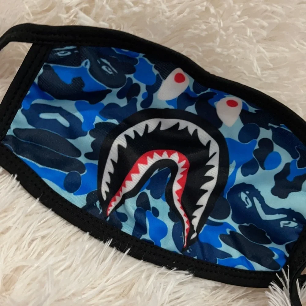 6/$20 New Shark face camp face mask
